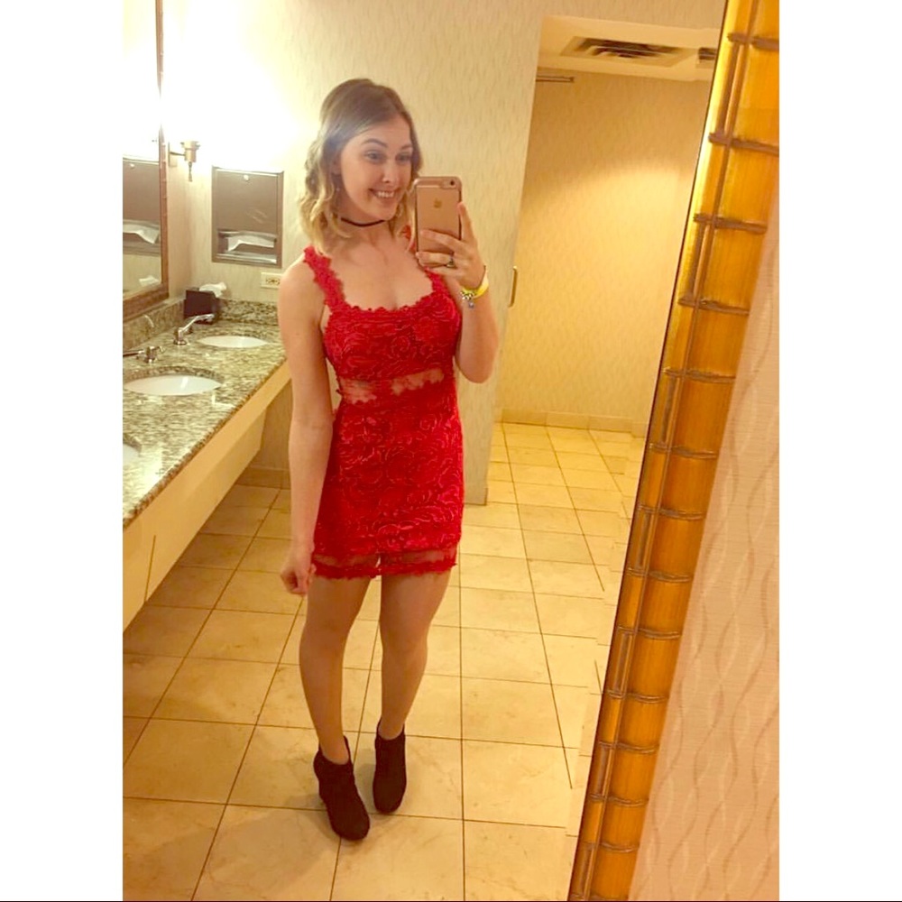 Lace Bodycon dress